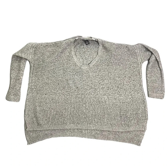 DKNY Jeans Gray Knit Oversized Sweater - Picture 1 of 5